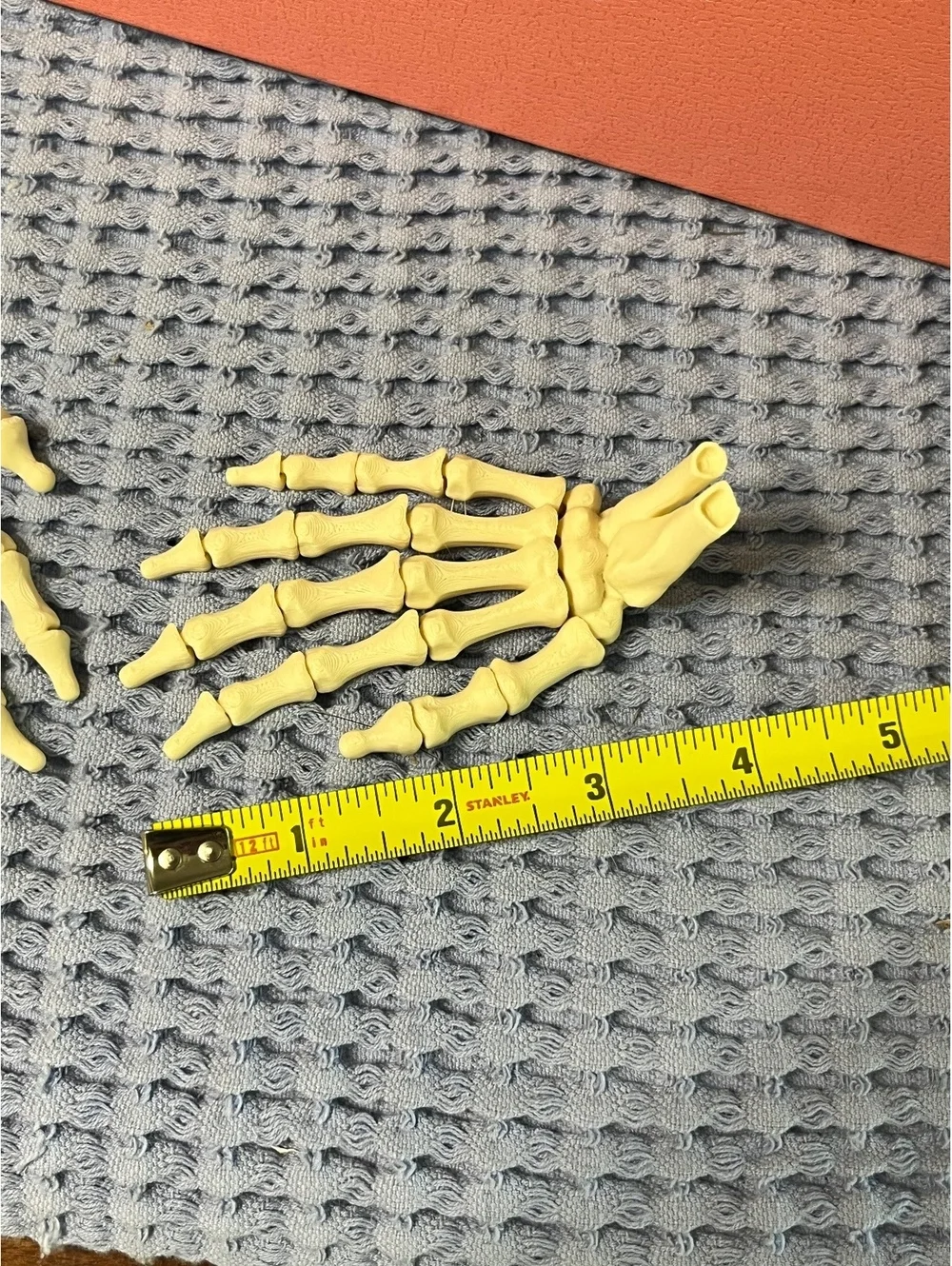Skeleton Hands (pair), very flexible for Halloween pranks & decor